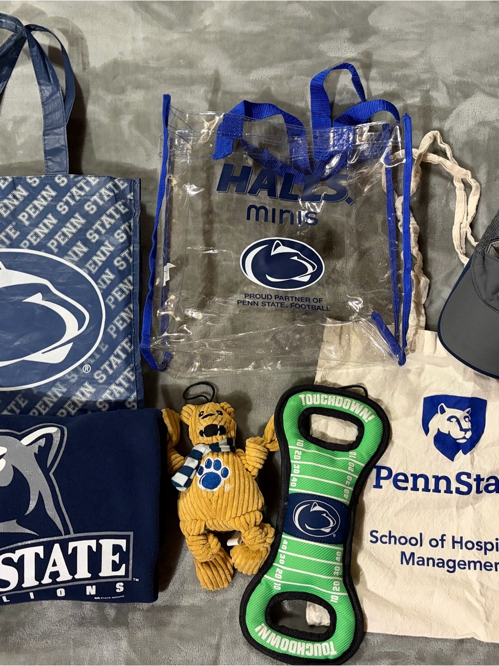 Penn State lot! 3 tote bags, sweatshirt, visor, teddy & dog toy